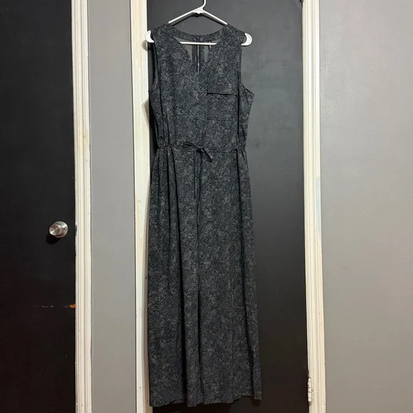 Athleta Topanga Printed Jumpsuit in Viper Black Size: L - Picture 4 of 12